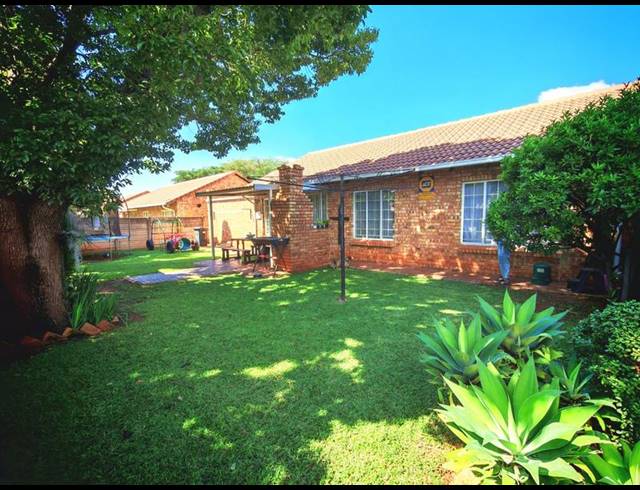 3 BEDROOM PROPERTY TO RENT IN DOORNPOORT